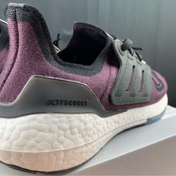 Adidas Ultraboost 22 Shadow Maroon Womens Various Sizes - Picture 5 of 13